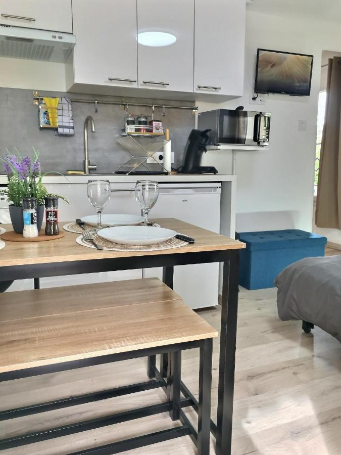 Bleu Lavande 1 - Appartement Cosy Ambiance Village Istres Exterior photo